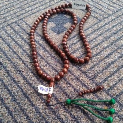 tasbih kokka bulat coklat rumbai ± 10 mm ( 10mm ) 99 butir ( kauka kaukah koka kuka pukah pukaha )