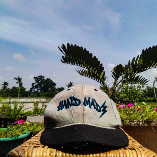 TOPI BEKAS TOPI SECOND HAND MADE