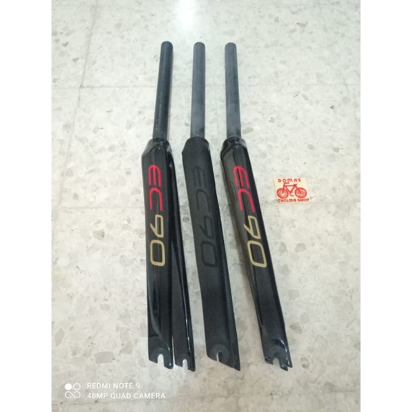 FORK RIGID CARBON EC90