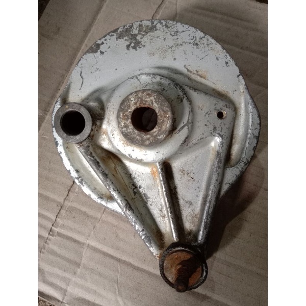 tutup tromol belakang Honda cb 100