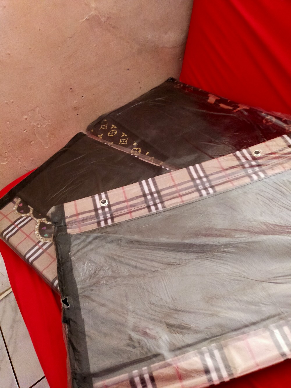 Promo Murah Rak Gantung Tas Karakter Full Karakter Kualitas Terbaik Dan Termurah