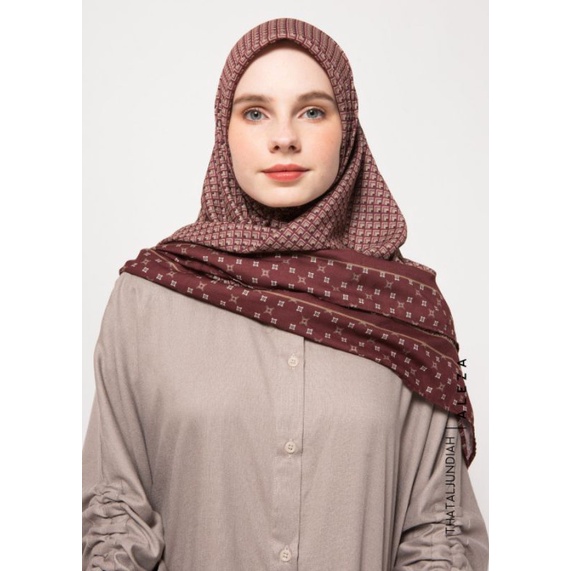 Aleza Thazkia Scarves Maroon