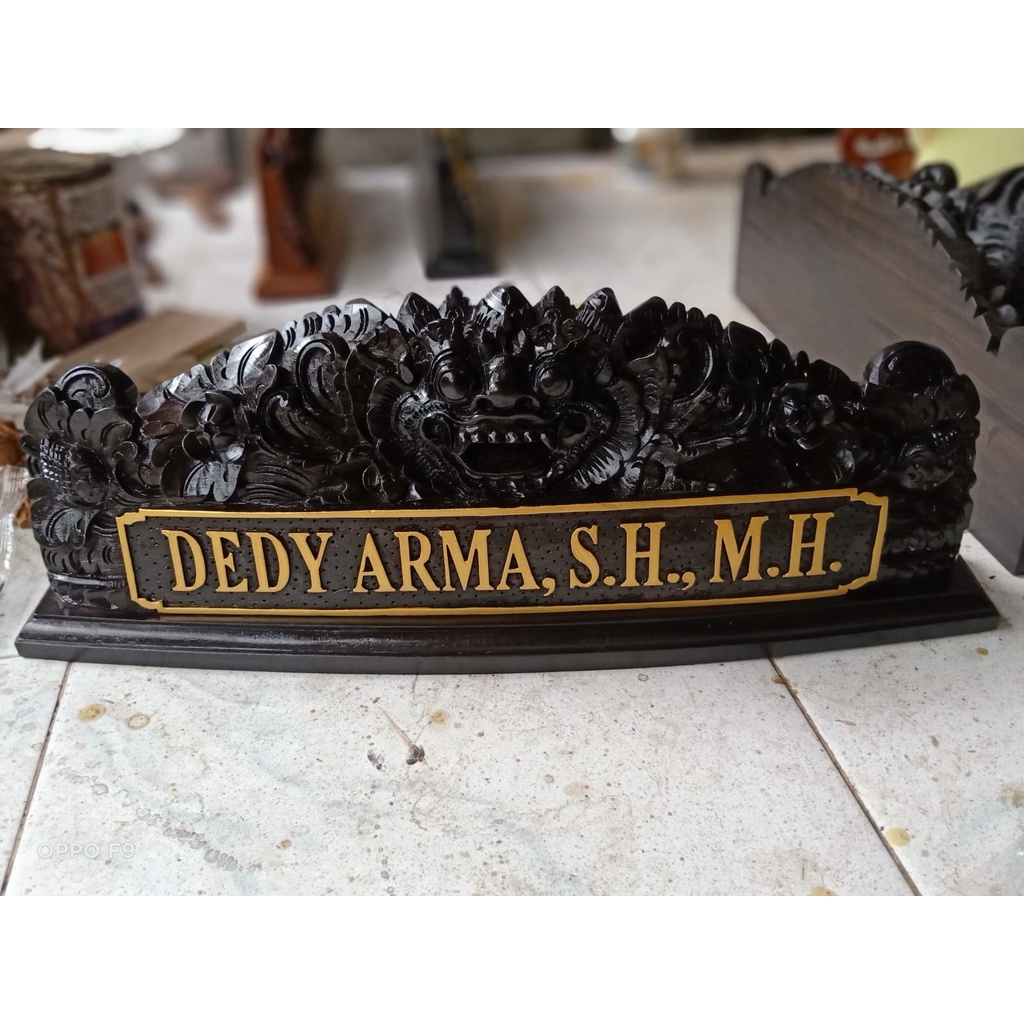 Papan nama name plate meja ukiran barong bali isi tatakan hiasan dekorasi