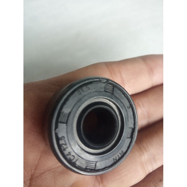 oil seal shock tabung belakang variasi matic/bebek 12,5x31,5x15mm