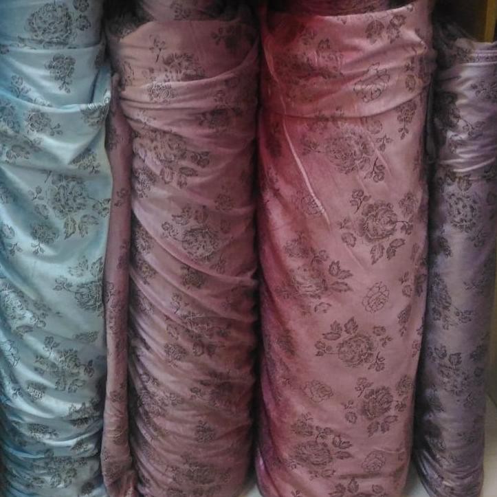 Kain Bludru Beludru Embos Motif Garansi Termurah Lebar 1 5 Meter Harga Per 0 5 Meter Ak Shopee Indonesia