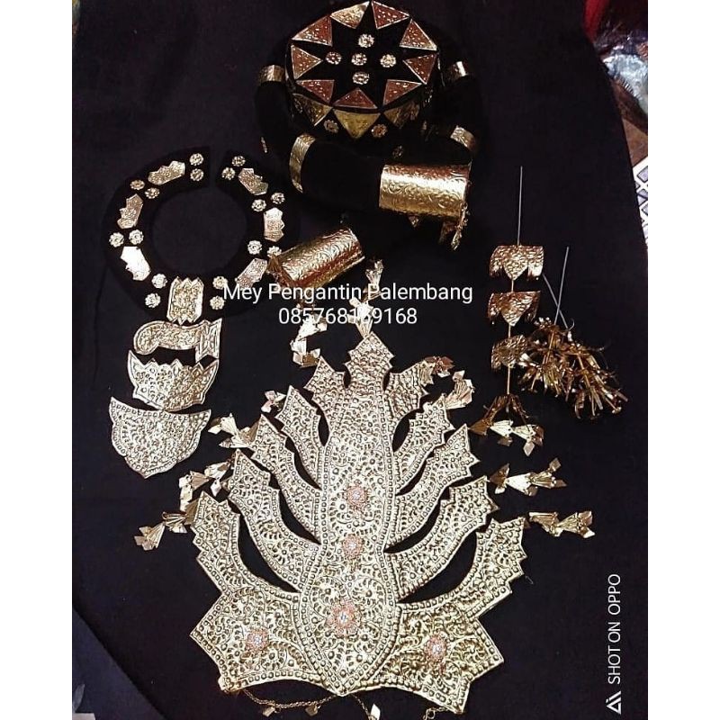 Aksesoris pengantin Mandailing