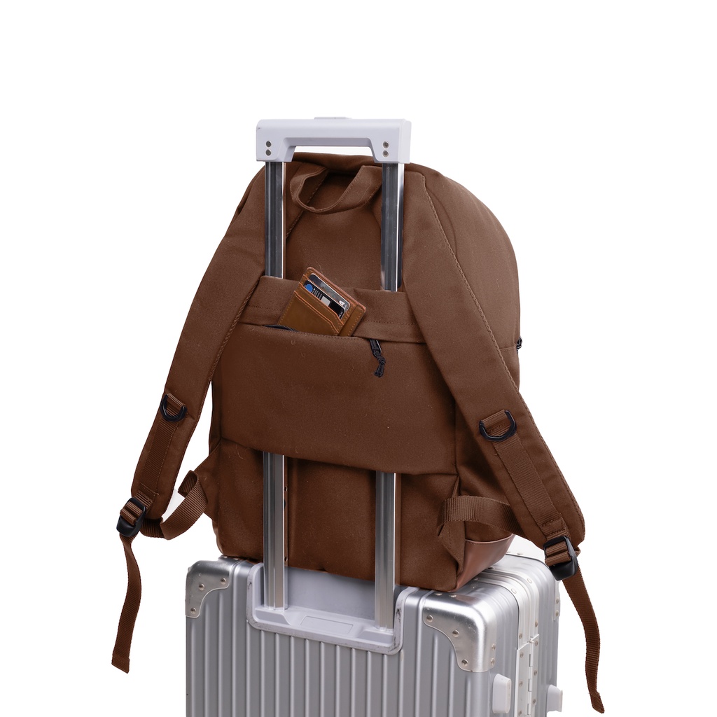 FLOCK Daily Travel Backpack - Water Resistant - Saddle Brown