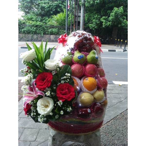 

Parcel buah XL With Special Bunga