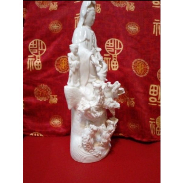 Patung Dewi Kwan Yin Avalokiteshvara 8 Naga & Pendamping Guan Yin