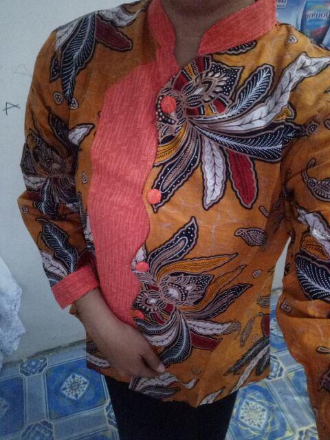 Atasan Kemeja Batik Wanita