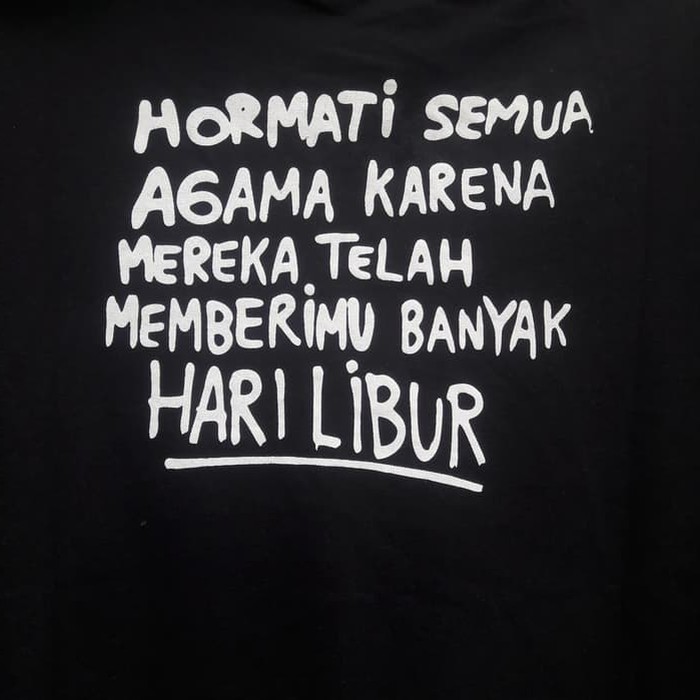 Kaos Hari Libur