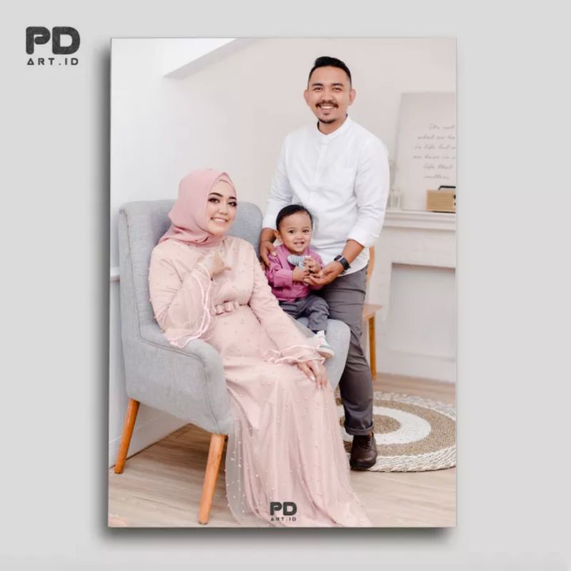 Cetak Foto 17R / 30x40 cm Plus Bingkai Kayu MDF Anti Air