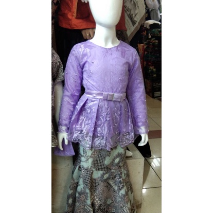 kebaya wisuda anak lilac//kebaya wisuda anak//kebaya anak lucu