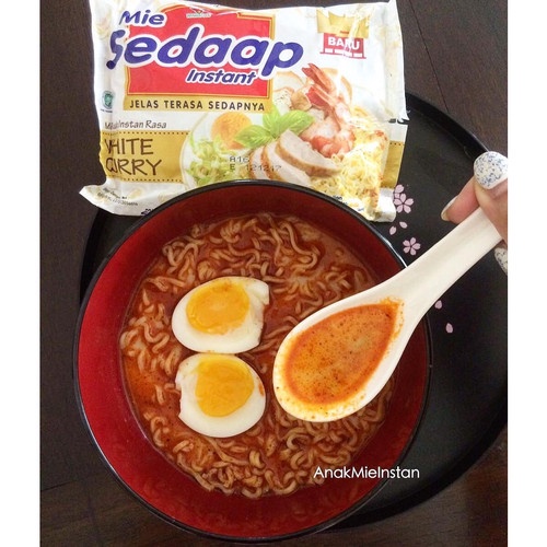 

Sedaap Mie White Curry White 81G