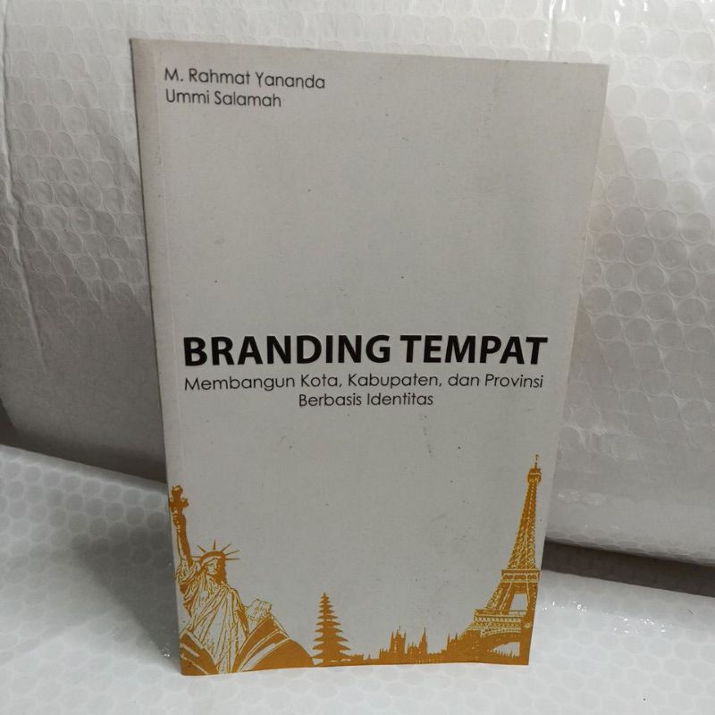 BUKU BRANDING TEMPAT Original
