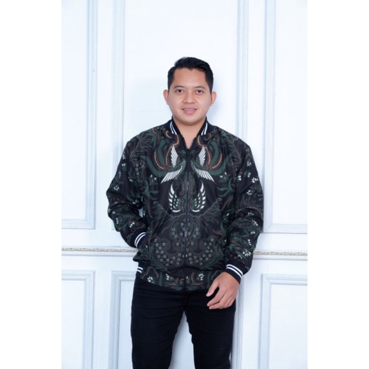 pustnya grosir ecer jaket batik bomber limited edition| jaket batik pria | bomber batik kekinian