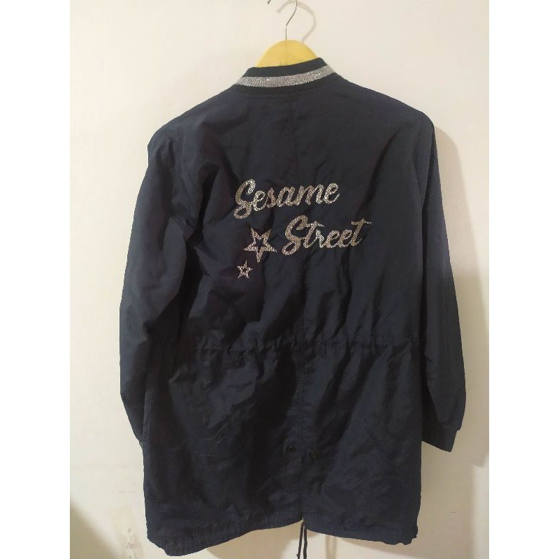 Jaket semi parka sesame street