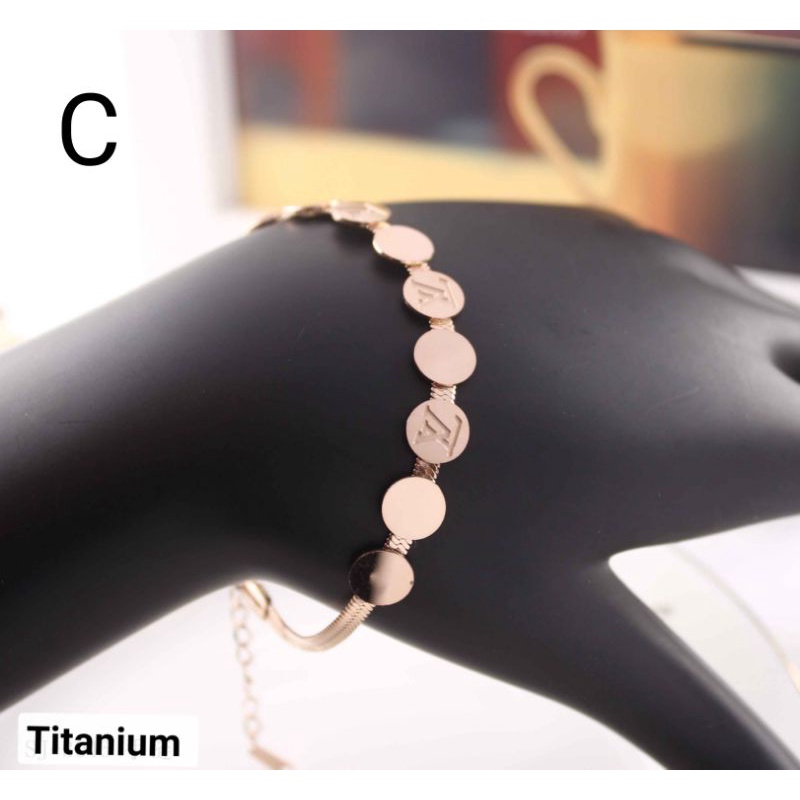 Gelang Tangan Titanium Simple Fashion Korea Anti Karat &amp; Hitam