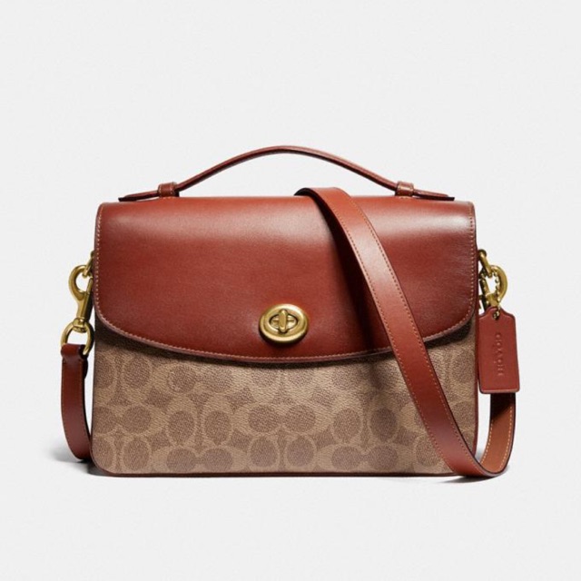 Coach cassie signature