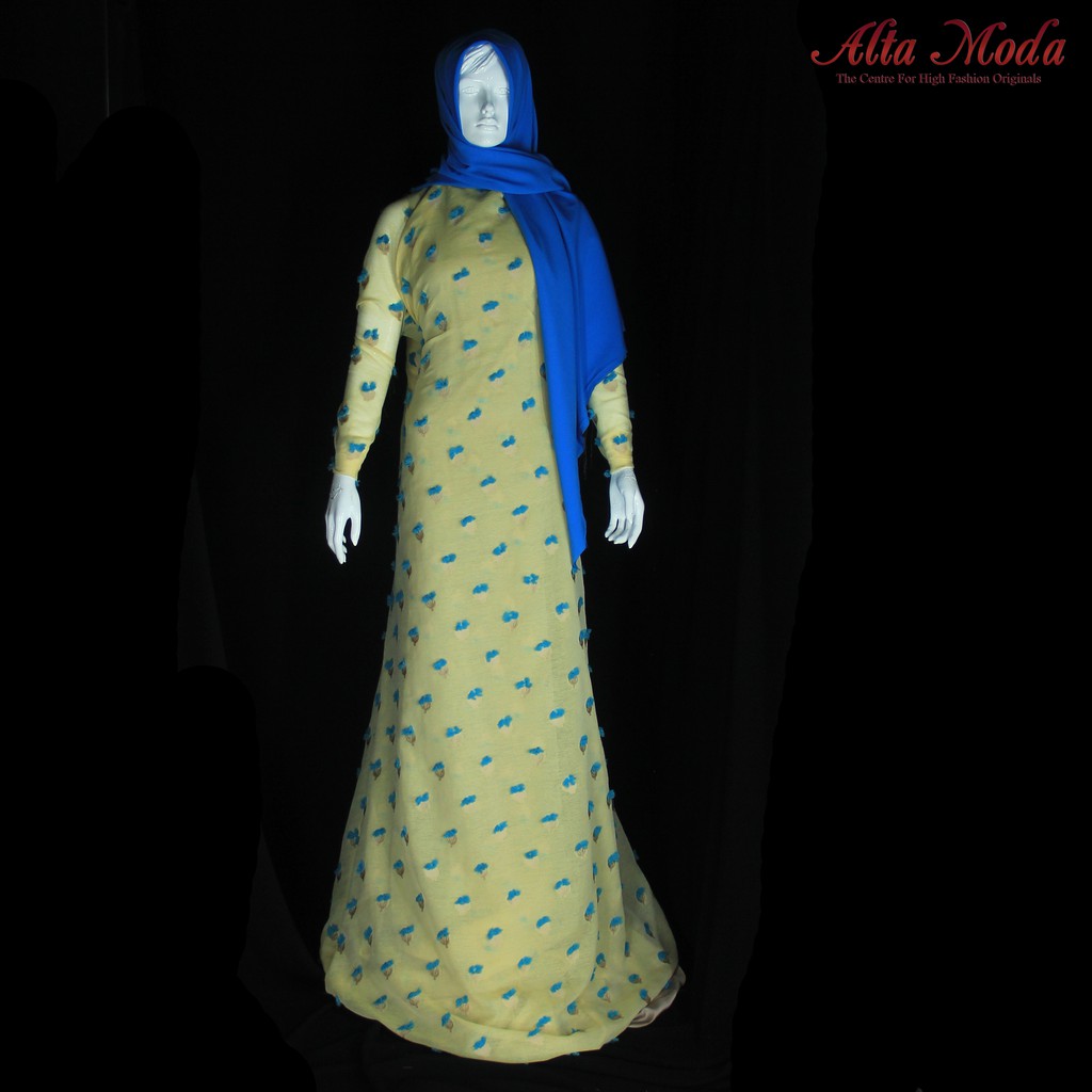 

Alta Moda Kain Linen Rubiah Uragiri Kuning Motif Biru (1.25M)