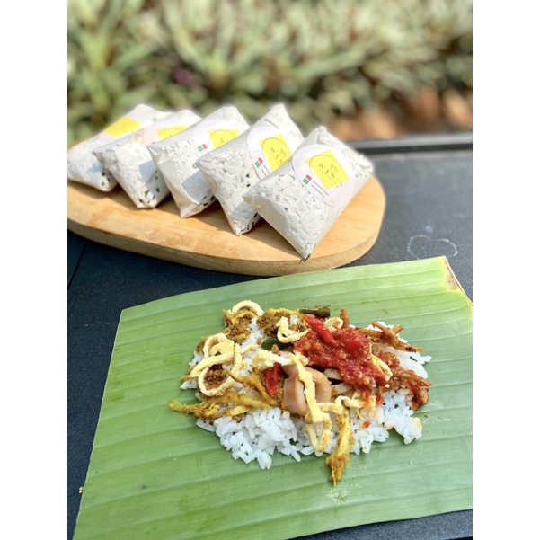 

NASI KUCING (1 Box Isi 10)