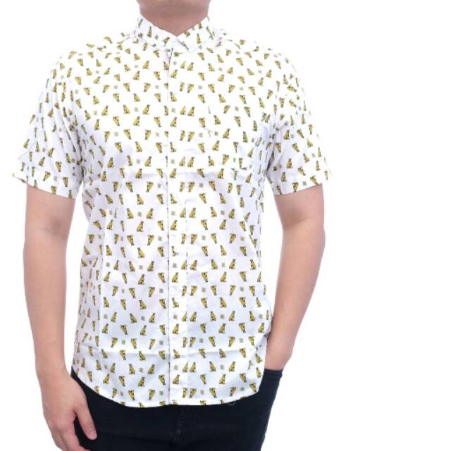Supplier baju pakaian fashion kemeja pria cowok putih motif corak kuning lengan pendek murah keren