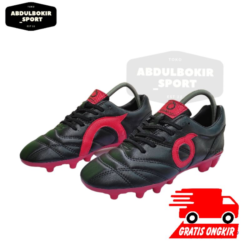 sepatu bola ortus bahan kulit asli 100% realpict free kaos kaki