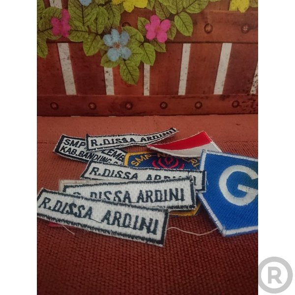 

bet nama | name tag | nama dada Bordir Nama Custom