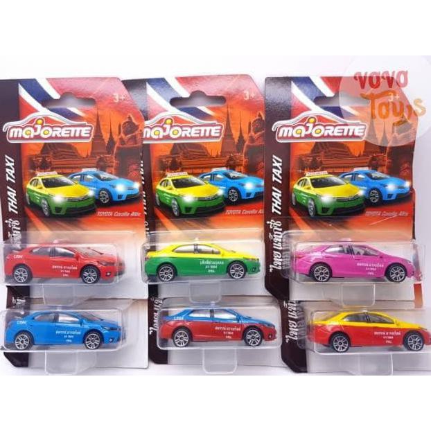 Majorette 1/64 Miniatur Taxi Thailand Toyota Corolla Altis satuan (Kode 010))