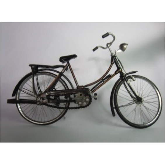 Miniatur Sepeda Ontel Cewek Khas Kotagede Yogyakarta