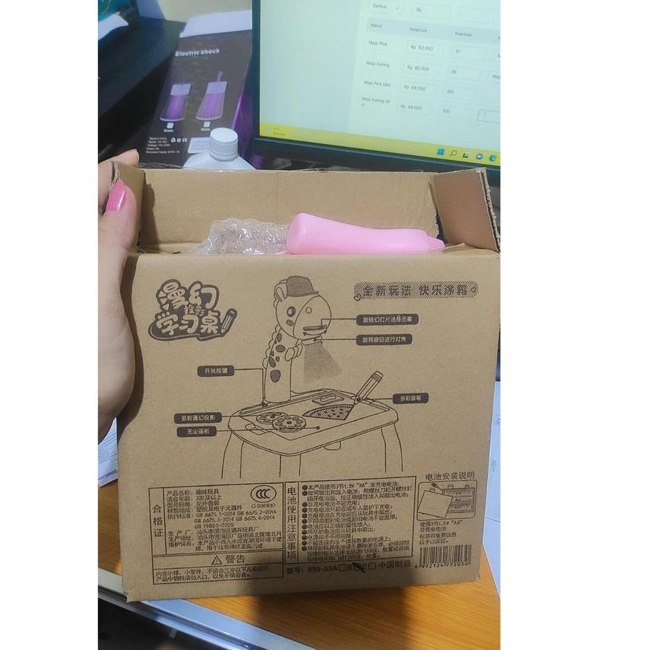 

9.9 ✨Promo✨ Meja belajar anak gambar proyektor edukasi anak jerapah besar 