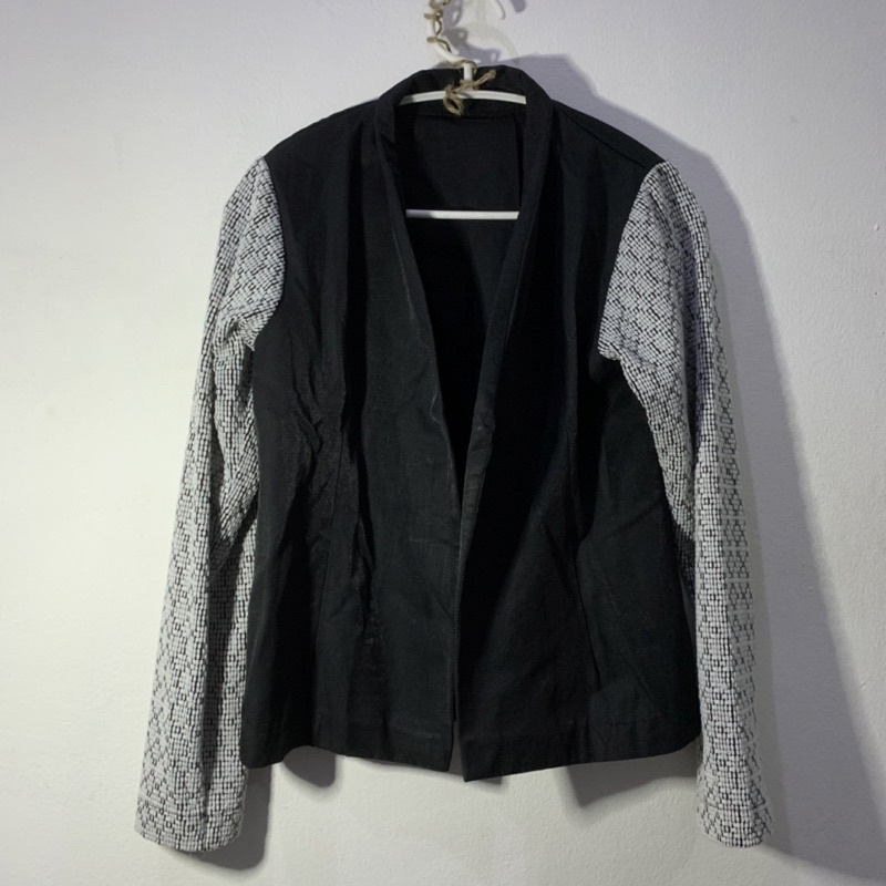 Blazer hitam wanita preloved