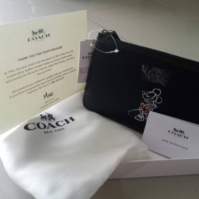 Pouch coach