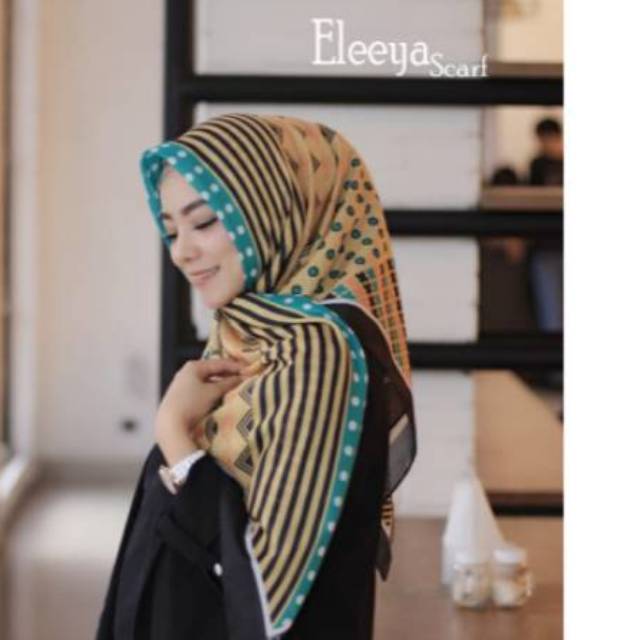 HIJAB SEGIEMPAT MOTIF ELY 77 II Eleeya Scarf