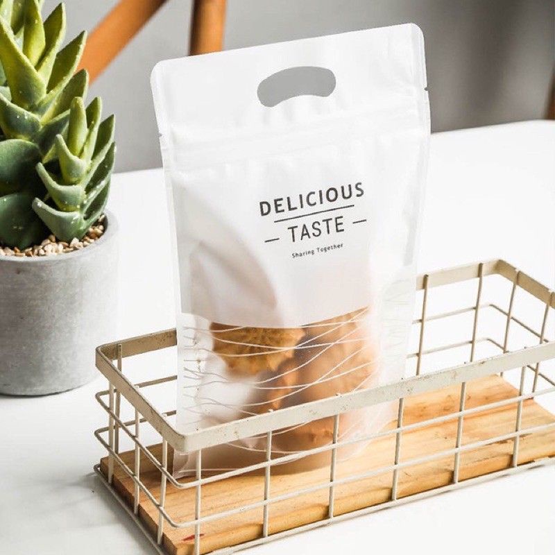 zipper bag motif | zipper standing pouch putih DELICIOUS 1 pcs