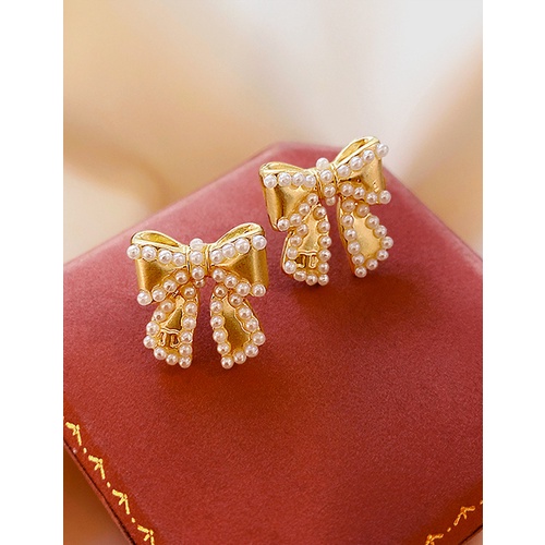 LRC Anting Tusuk Fashion Golden Alloy Pearl Bow Earrings V57157