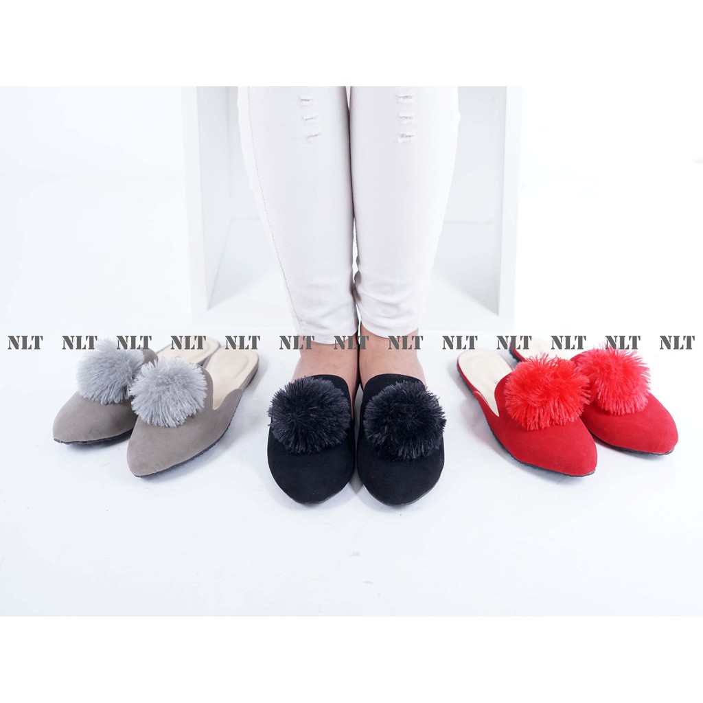 NunuLisaTan -  POMPOM flat shoes / sepatu flatshoes balet Hitam Merah abu