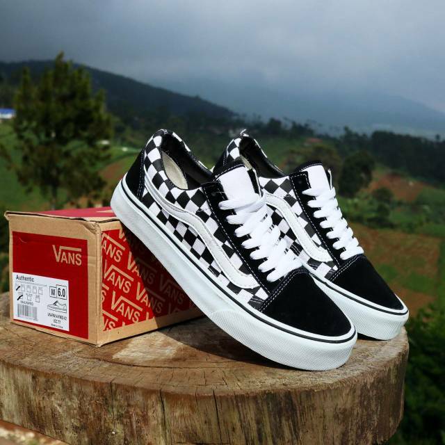 SepatuVansSepatuVans Chekboard Orginal Premium Waffle DT BNIB Sepatu Sneakers Pria