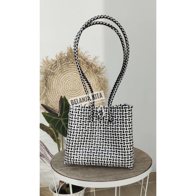 tas belanja hits/ tas pantai / tas anyaman plastik/ tas s prm