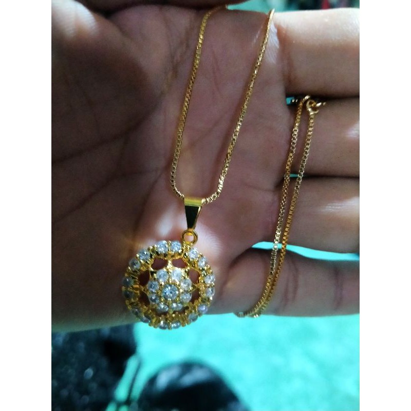 Perhiasan wanita Kalung liontin Full permata bahan Lapis emas