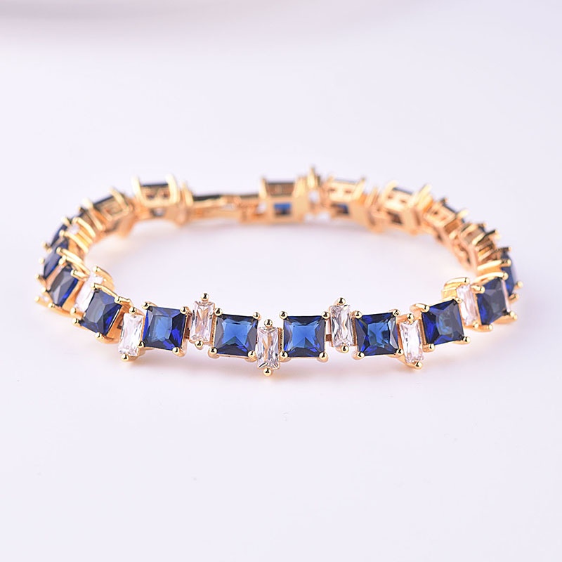 Gelang Lapis Emas 18k Hias Batu Permata Zamrud Merah Biru Bahan Stainless Steel