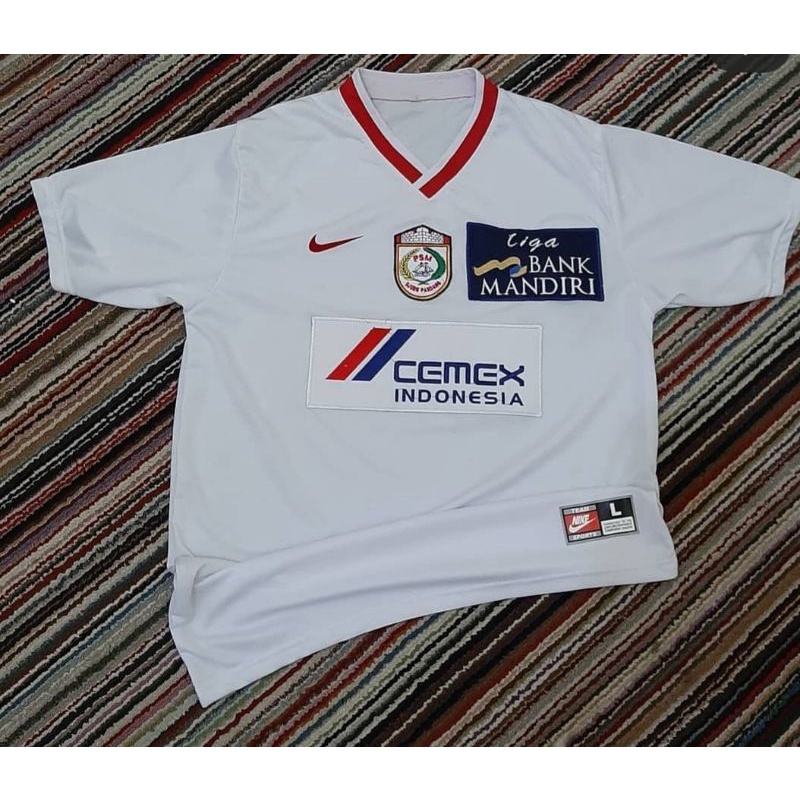 Jersey Retro PSM Makassar Away 2001