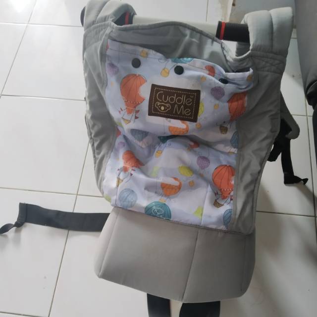 Cuddle me lite carrier preloved