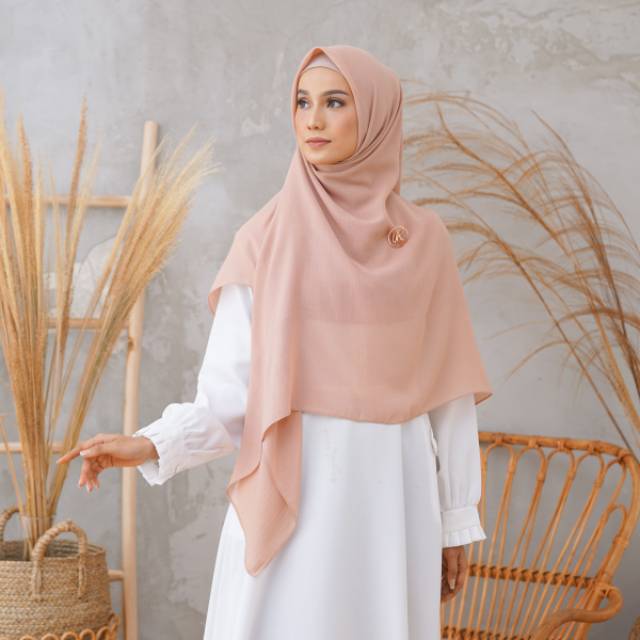 

Irsalina Basic Voal Syar'i Nude Peach