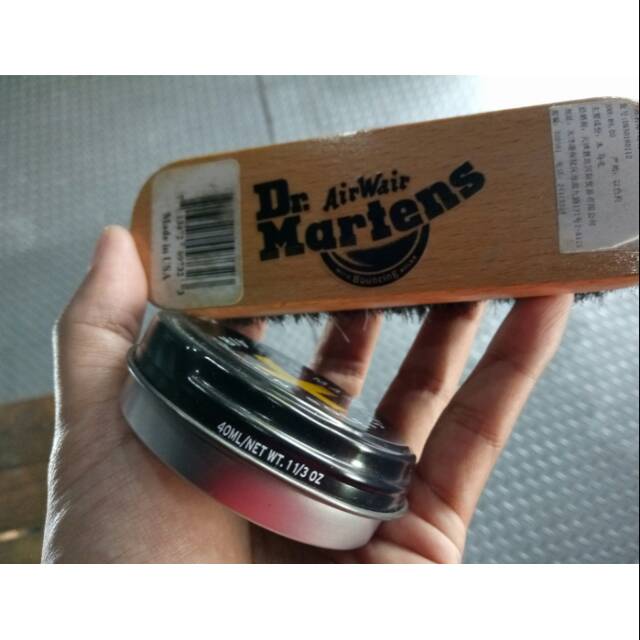 dr.martens dubbin polish and brush