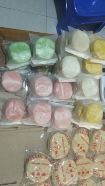 Kulit dimsum/gyoza/pangsit/siomay/mandu /kuitiou halal isi 250/diameter 7.5cm tipis halal siomay lembut gyoza,suikiaw 7.5cm 1 KG halal antilengket isi 200lembar +50