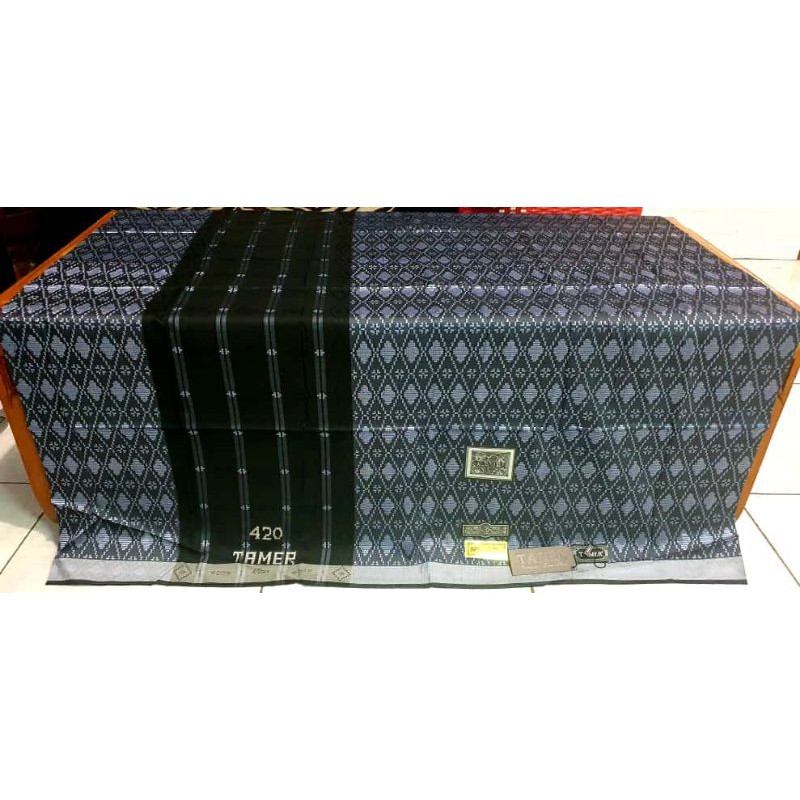 Sarung sutra tamer 420