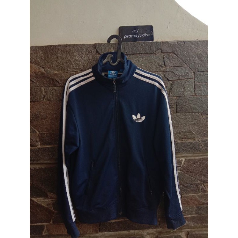 tracktop adidas fb