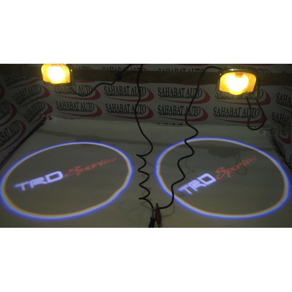 Lampu Logo Pintu Variasi Ekterior TRD Sportivo