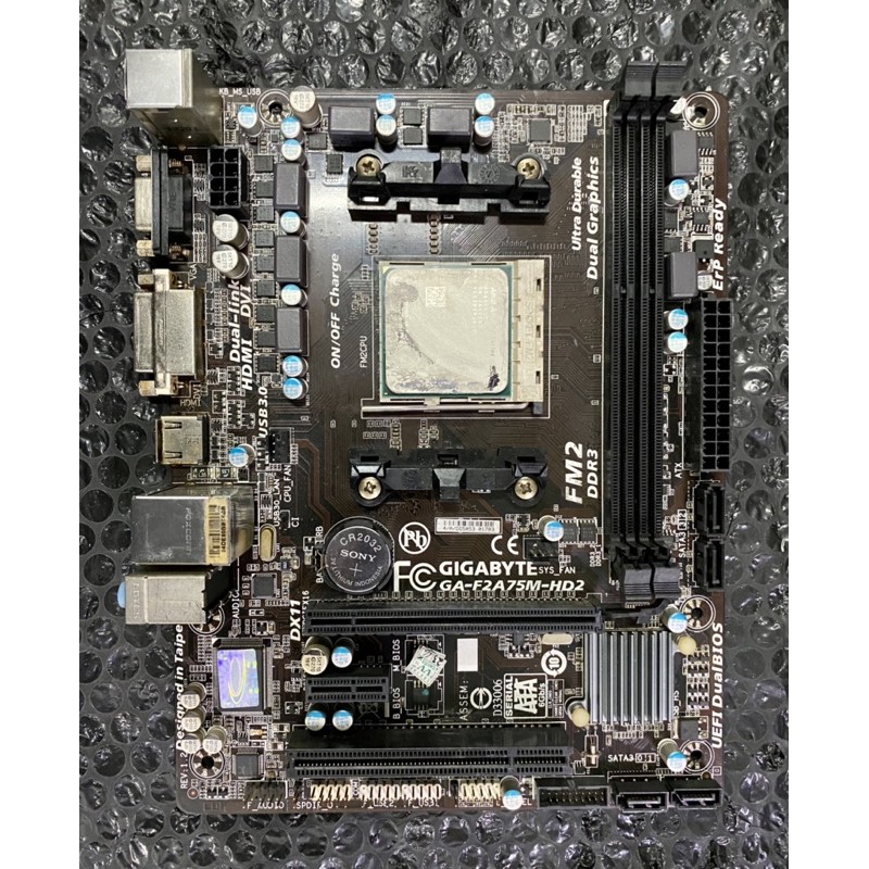 Motherboard AMD Gigabyte GA-F2A75M-HD2 Socket FM2 DDR3 HDMI + Processor AMD A6-6400 Second